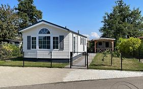 De Roos chalet 174